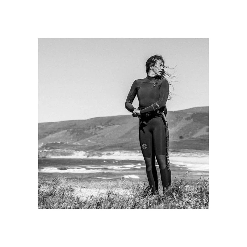 Combinaison Manera - Women Seafarer 4/3 Front Zip - 2023 2 Combinaison Manera - Women Seafarer 4/3 Front Zip - 2023 – Image 2