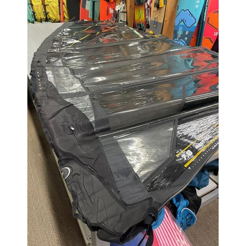 Voile Point 7 ACK Pro 7.8m² - 2020 3 Voile Point 7 ACK Pro 7.8m² - 2020 – Image 3